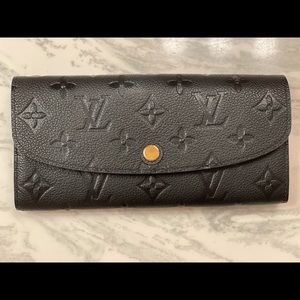 Louis Vuitton Emilie Wallet